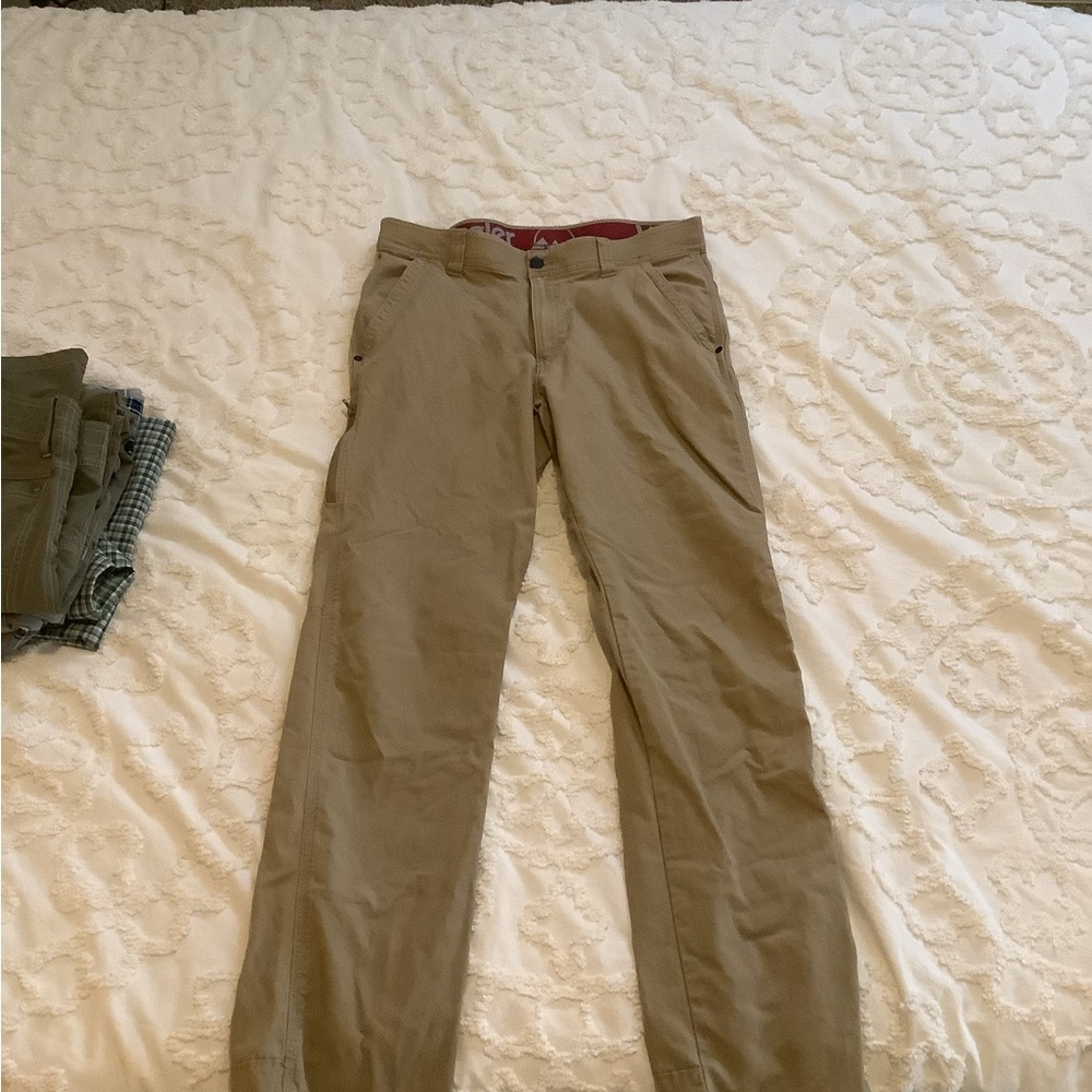 Men’s Wrangler Khakis